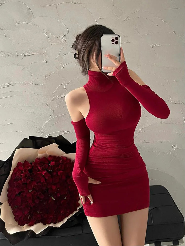 Vestito Corto Bodycon a Collo Alto con Maniche Staccabili e Guanti Coordinati