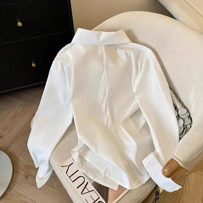 Camicia Azzurra a Incrocio con Dettaglio Drappeggiato