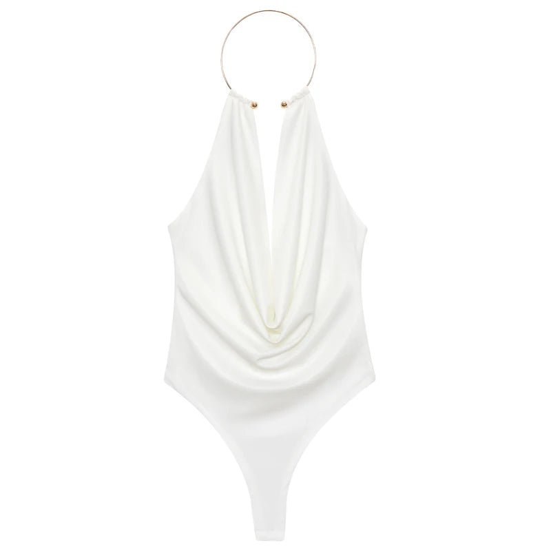 Top Halter Marrone con Scollatura a Goccia e Dettaglio Gold