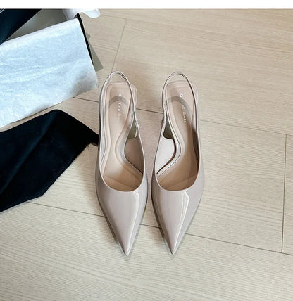 Décolleté con Tacco Basso Kitten Heel a Punta