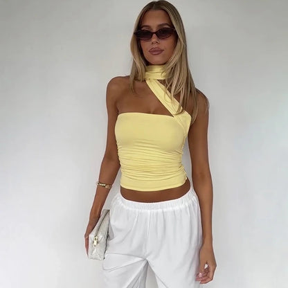 Top Halter Elegante con Sciarpa e Dettaglio Increspato