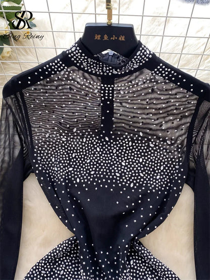 Set Coordinato Top a Maniche Lunghe e Shorts con Strass e Brillantini