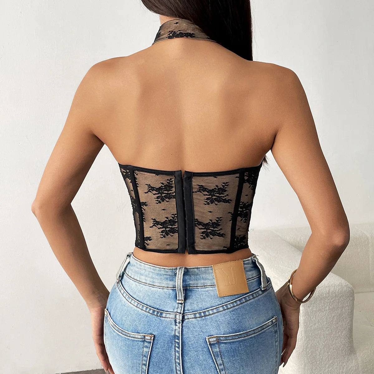 Canotta Sexy in Pizzo Floreale con Schiena Scoperta