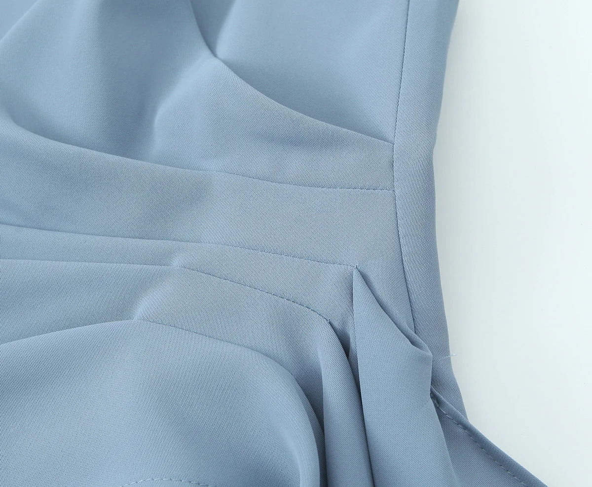 Top a Fascia Drappeggiato e Pantalone Sartoriale