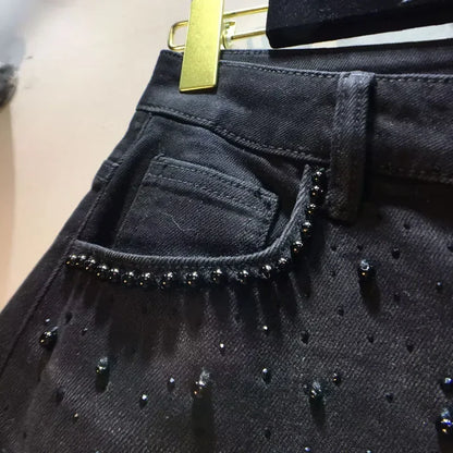 Jeans Neri Ricamati a Fiori