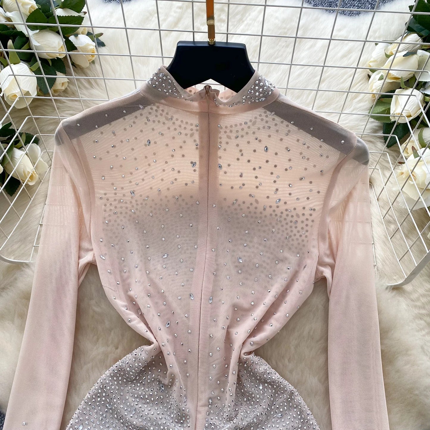 Set Coordinato Top a Maniche Lunghe e Shorts con Strass e Brillantini