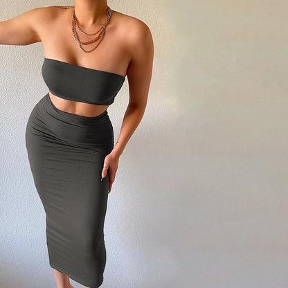 Completo 2 Pezzi donna: top a fascia e gonna midi aderente
Ideale per party e uscite serali