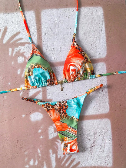 Bikini a Triangolo con Stampa Etnica Colorata