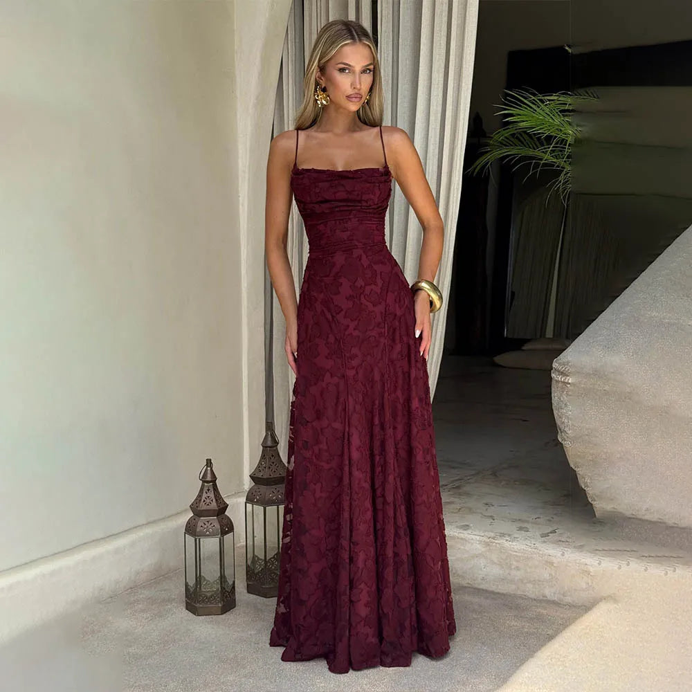 Robe de Soirée Longue Bordeaux en Dentelle avec Col Capuche