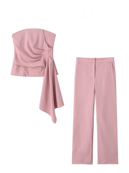 Top a Fascia Drappeggiato e Pantalone Sartoriale