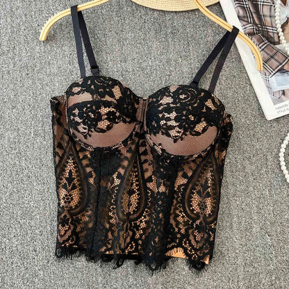 Bustier Elegante con Stecche e Coppe Preformate