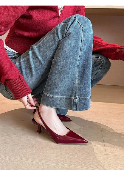 Décolleté con Tacco Basso Kitten Heel a Punta