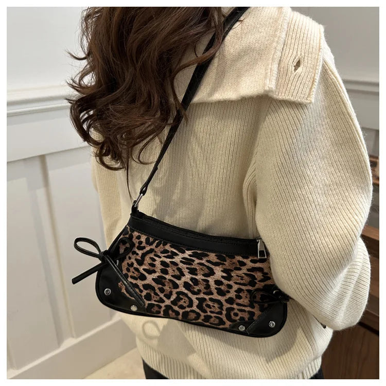 Borsa a Tracolla Leopardata Stile Coquette