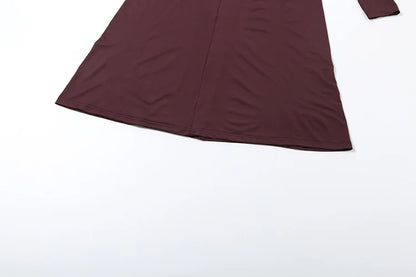 Abito Lungo da Sera con Cut-Out Laterali