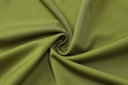 Abito Corto con Drappeggio e Nodo Laterale