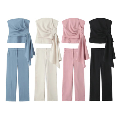 Top a Fascia Drappeggiato e Pantalone Sartoriale