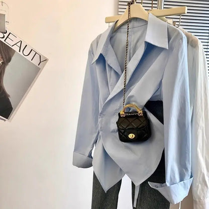 Camicia Azzurra a Incrocio con Dettaglio Drappeggiato
