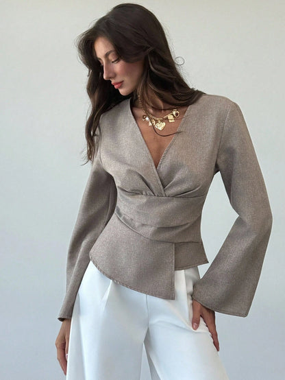 Haut croisé asymétrique pour femme
