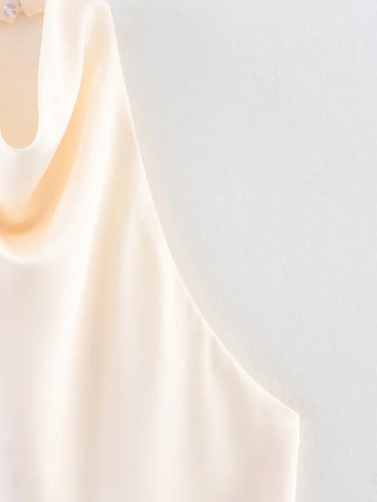 Haut élégant à col roulé sans manches pour femme