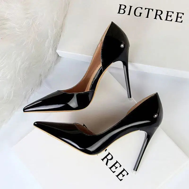 Scarpe a Punta Eleganti