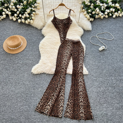 Completo Coordinato Leopardato: Top a Canotta e Pantaloni a Zampa
