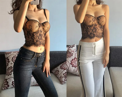 Bustier Elegante con Stecche e Coppe Preformate