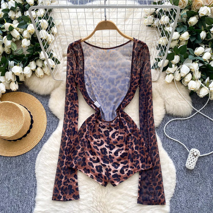 Tutina leopardata semitrasparente