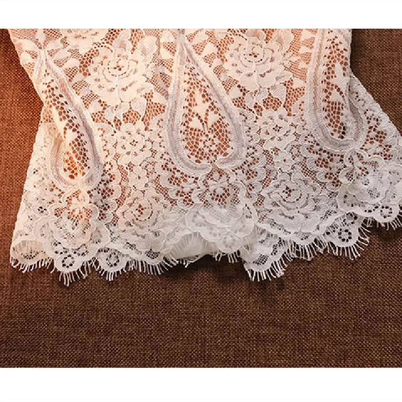 Bustier Elegante con Stecche e Coppe Preformate