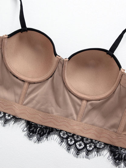 Bustier Elegante con Stecche e Coppe Preformate