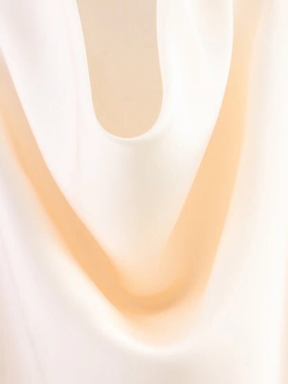 Haut élégant à col roulé sans manches pour femme