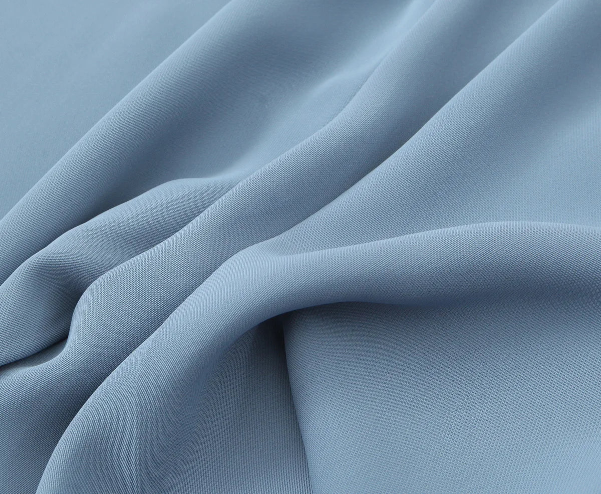 Top a Fascia Drappeggiato e Pantalone Sartoriale