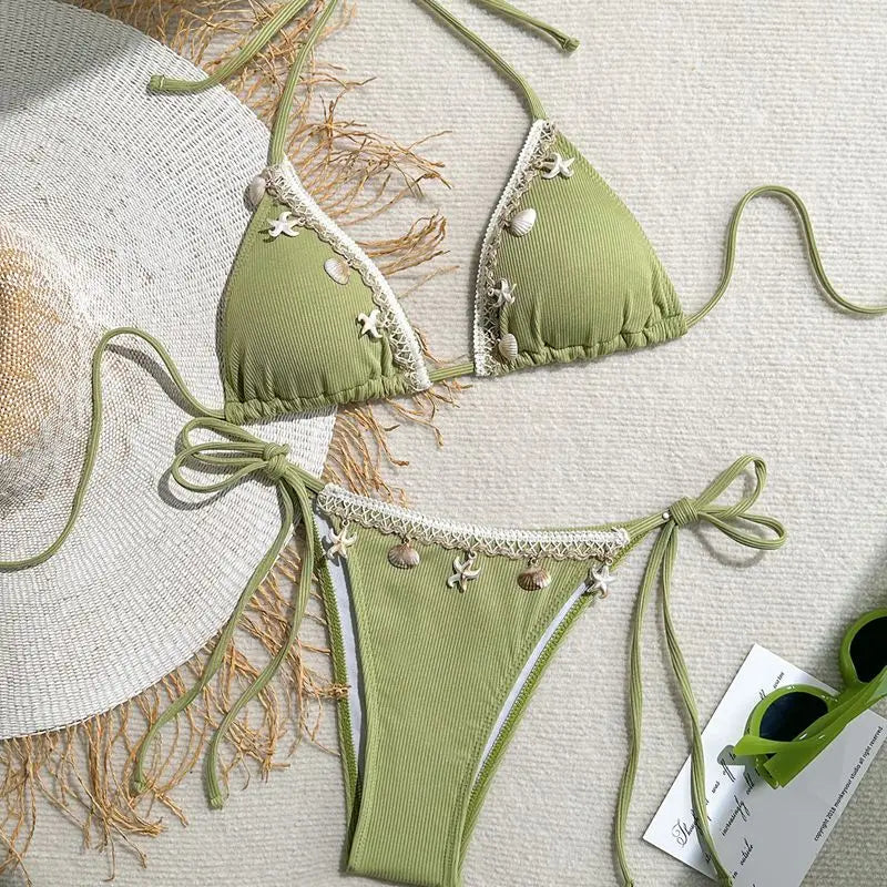 Bikini a Triangolo "Ocean Pearl" con Conchiglie e Perline