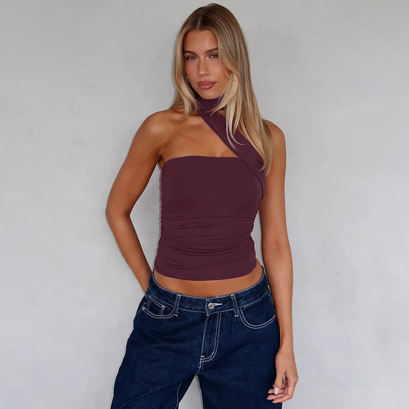 Top Halter Elegante con Sciarpa e Dettaglio Increspato
