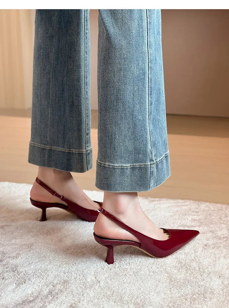 Décolleté con Tacco Basso Kitten Heel a Punta