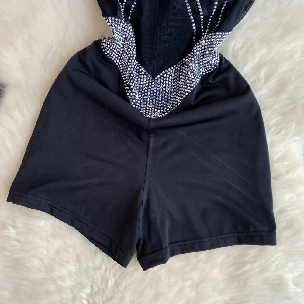 Tutina Corta con Strass e Scollo a Incrocio - Nero Elegante