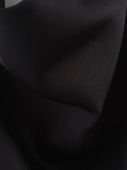 Haut élégant à col roulé sans manches pour femme