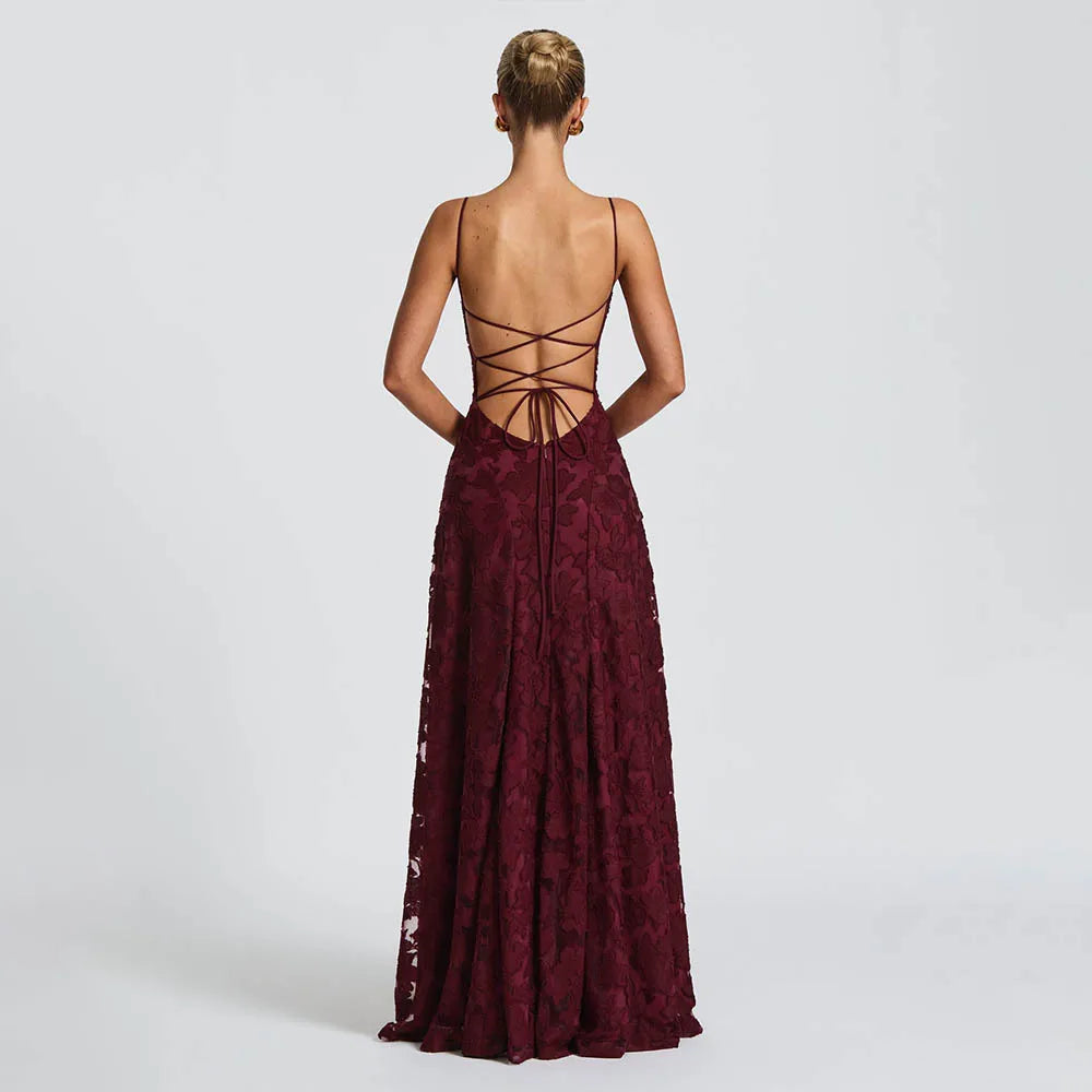 Robe de Soirée Longue Bordeaux en Dentelle avec Col Capuche