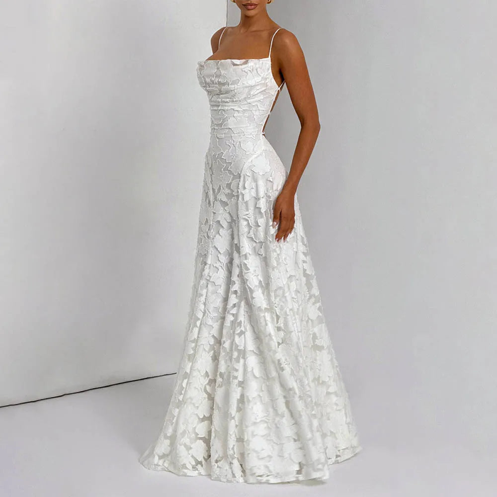 Robe de Soirée Longue Bordeaux en Dentelle avec Col Capuche