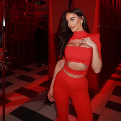 Completo Donna Rosso Due Pezzi con Top a Fascia e Cut-Out
