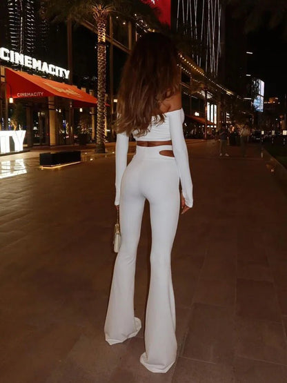 Top Cut - Out e Pantaloni Flare Vita Bassa - Rosboutiquechic